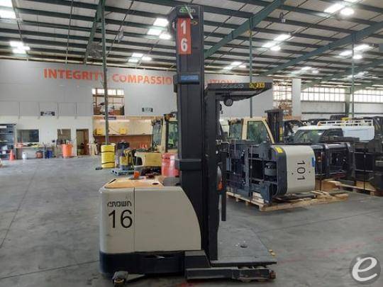 2019 Crown SP4050-30