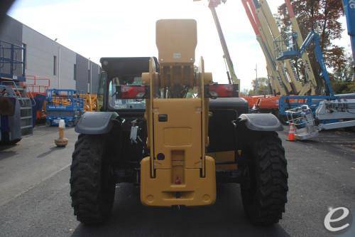 2022 Cat TL642