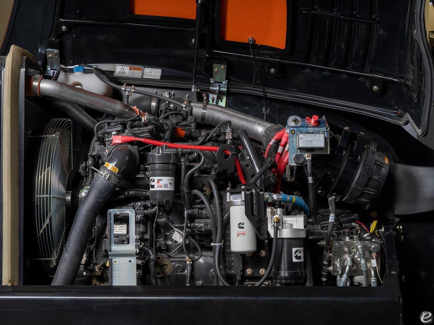 2026 JLG 2733