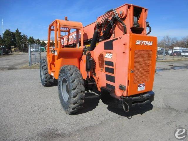 2016 JLG 6042