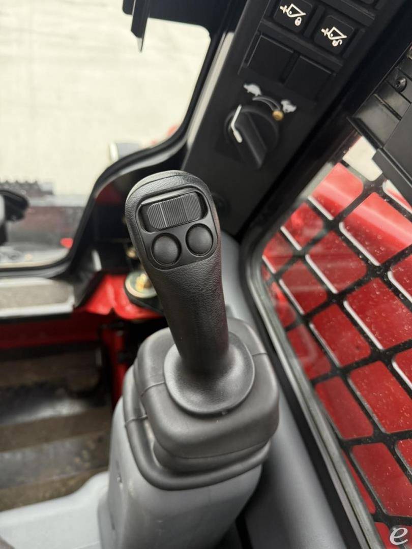 2025 Manitou 1900R