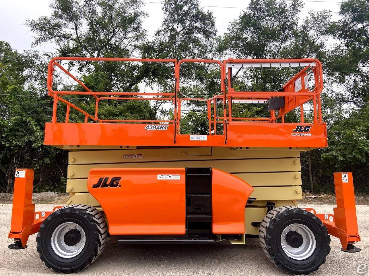 2014 JLG 4394RT Electric Scissor Li...