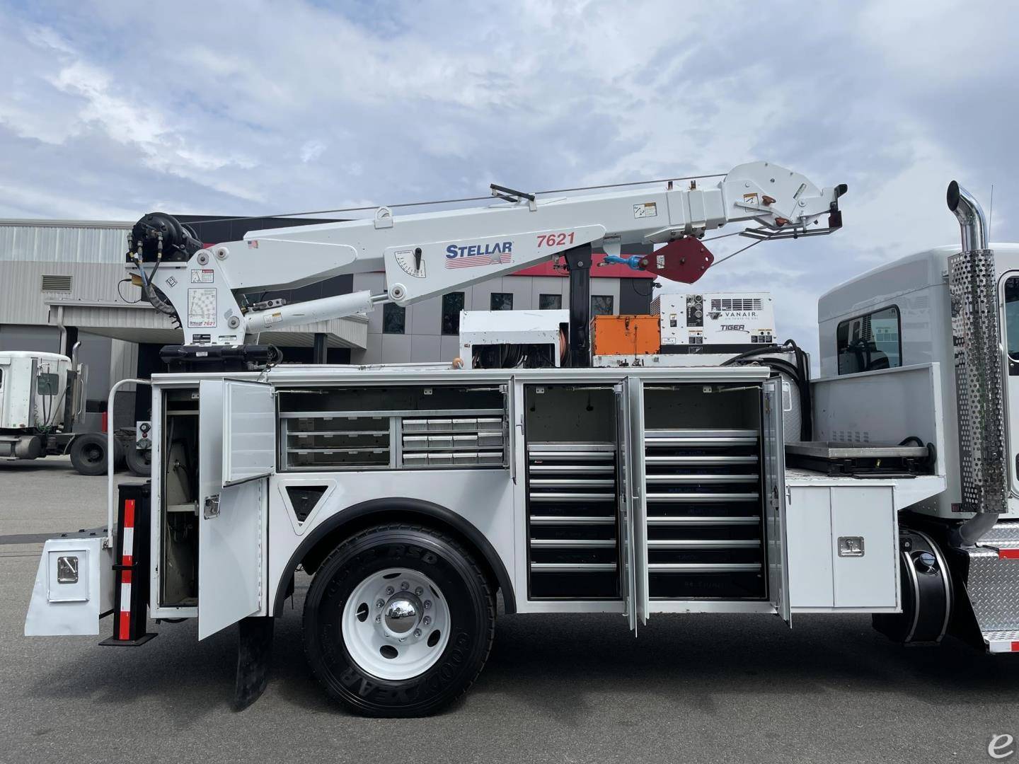 2015 Kenworth T370