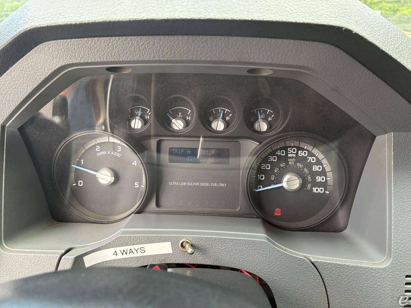 2015 Ford F750 XLT SD