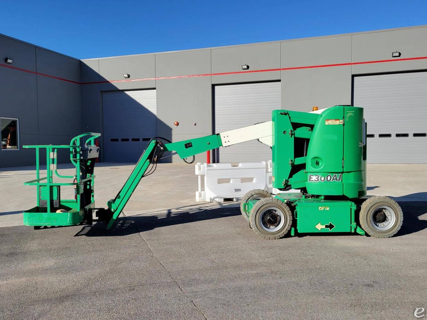 2014 JLG E300AJ Electric Boom Lift