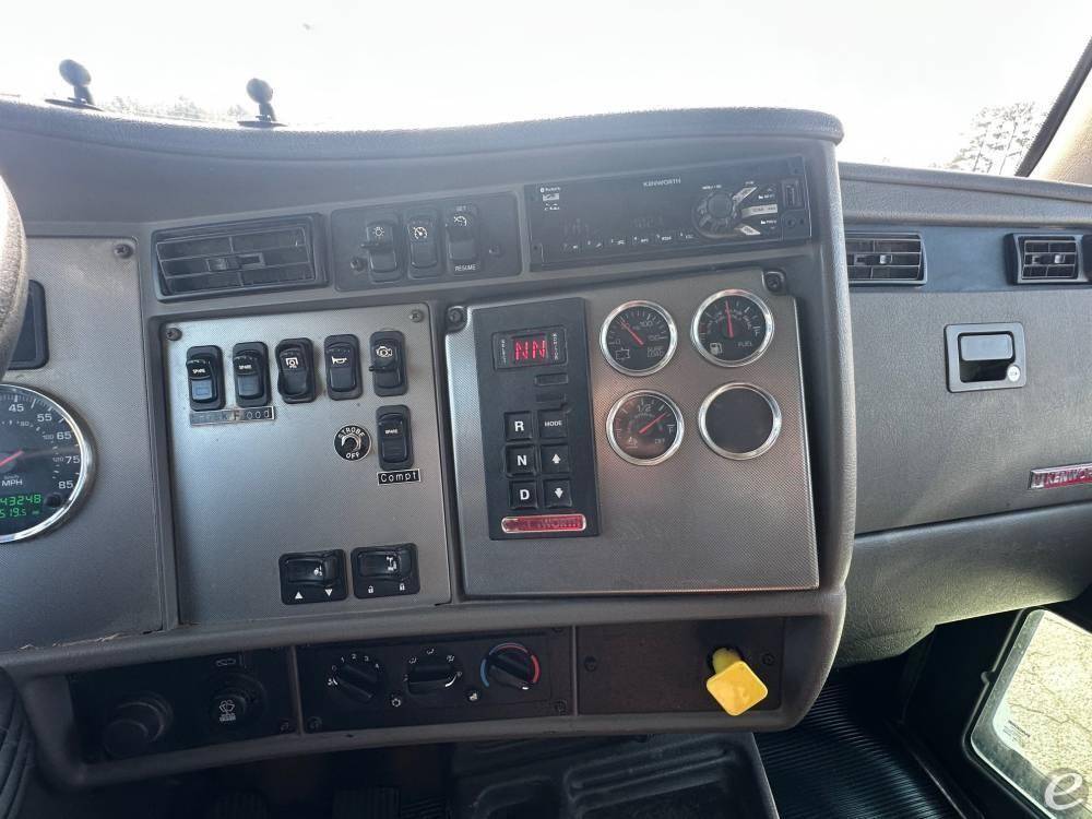 2017 Kenworth T270