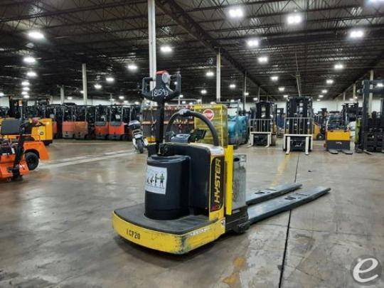 2017 Hyster B80ZHD Electric Forklift - 123Forklift