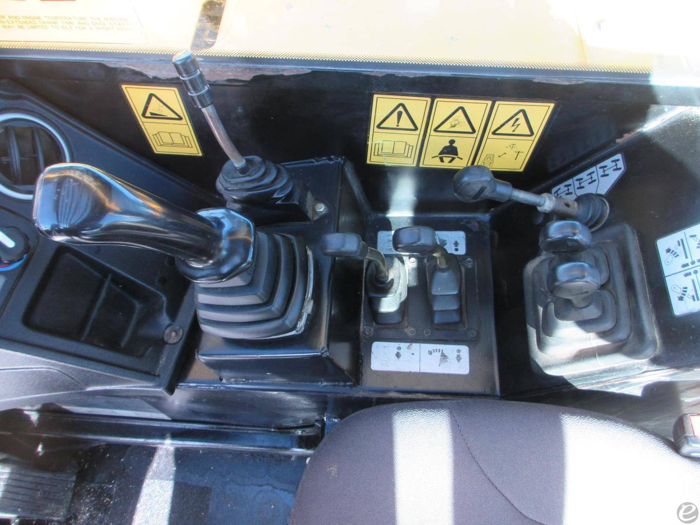 2015 JCB 510-56
