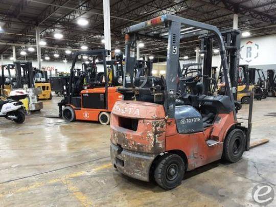 2005 Toyota 7FGU15 Pneumatic Tire Forklift - 123Forklift