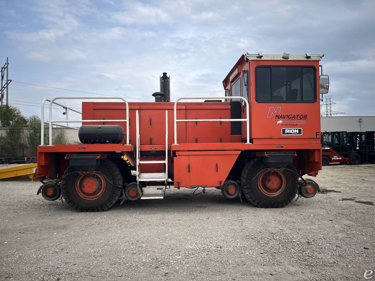 2016 Shuttlewagon NVX6030