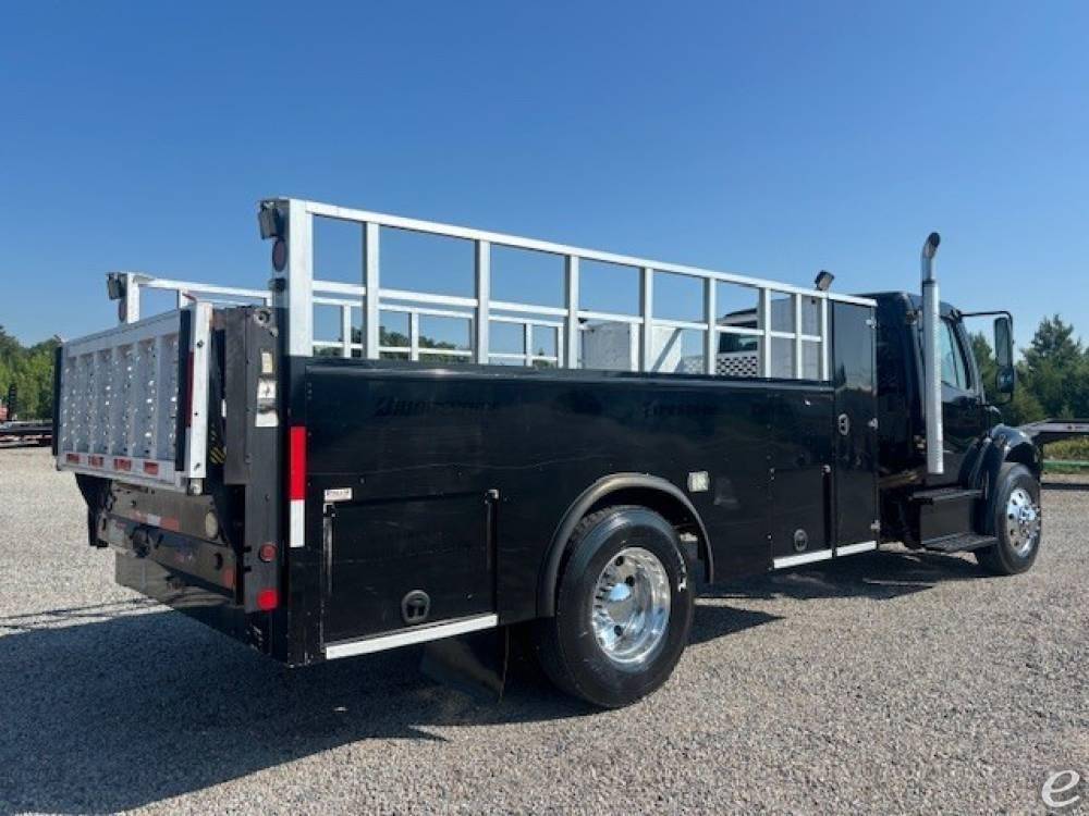 2017 Freightliner BUSINESS CLASS M2 106