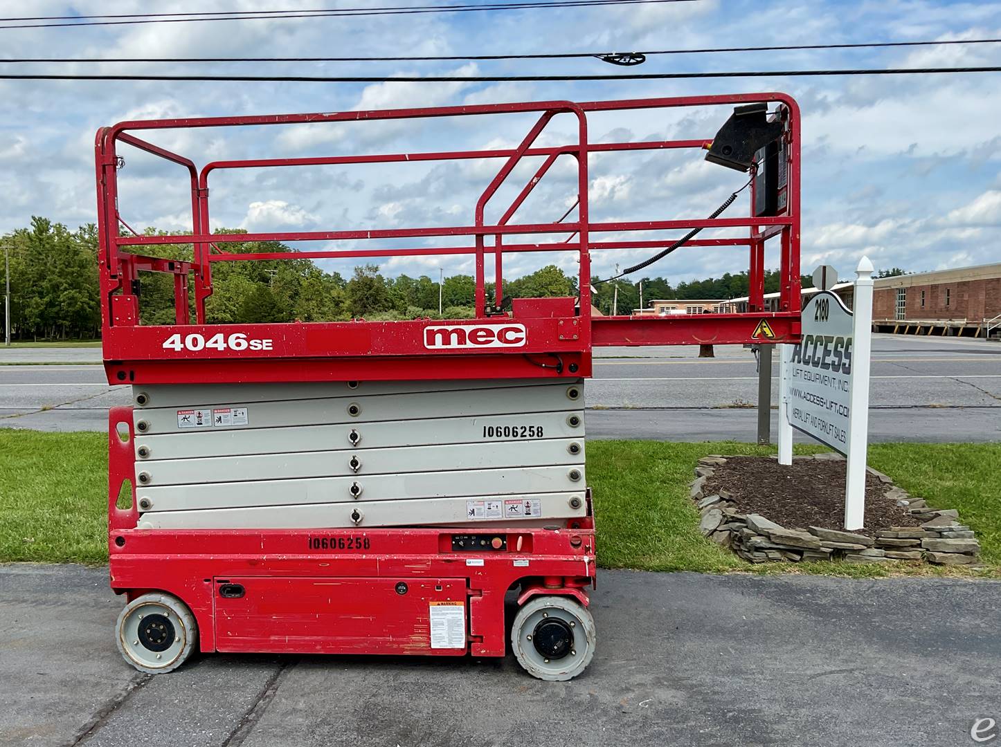 2017 MEC 4046SE
