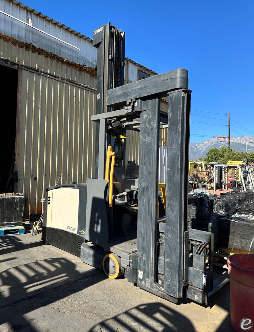 2007 Crown tsp6000 Electric Forklift - 123Forklift