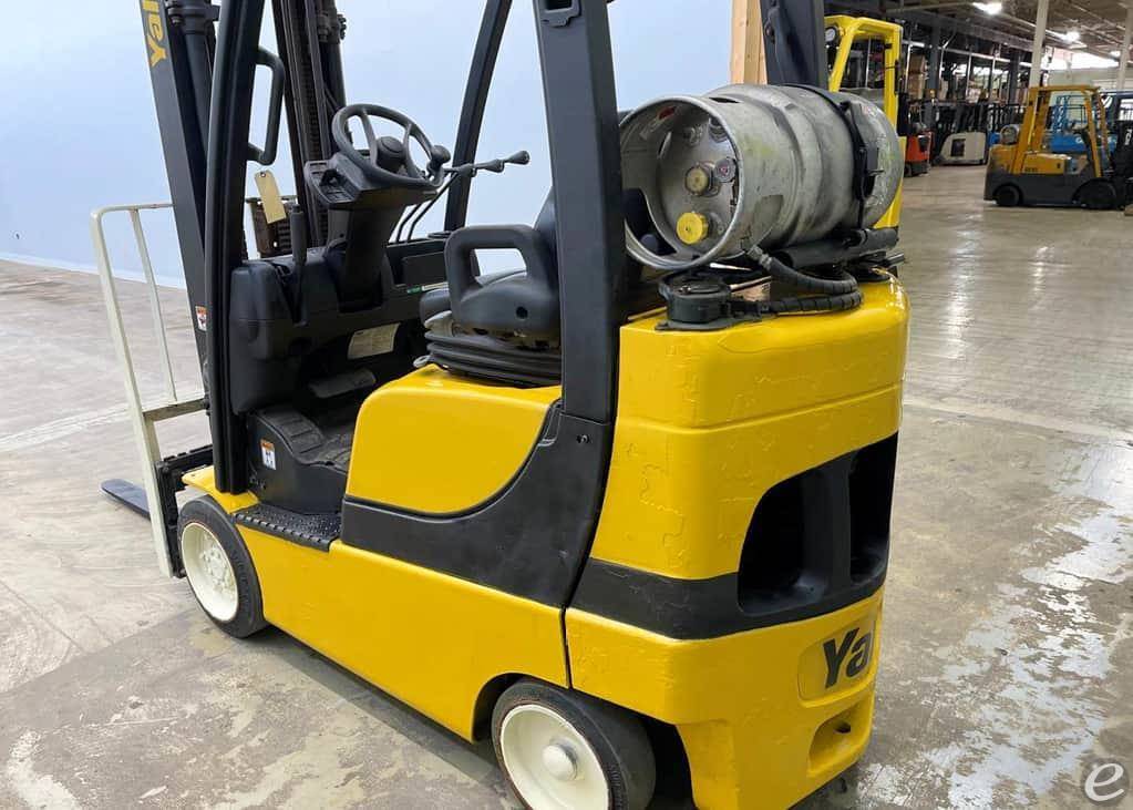 2010 Yale GLC0402010SVXNUSE082 LP Gas Forklift - 123Forklift