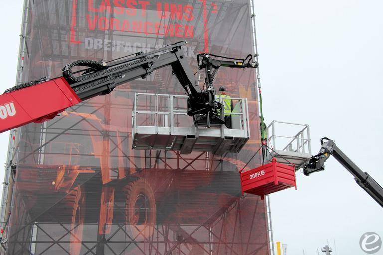 2025 Manitou PLATFORM WITH WINCH (MRT)