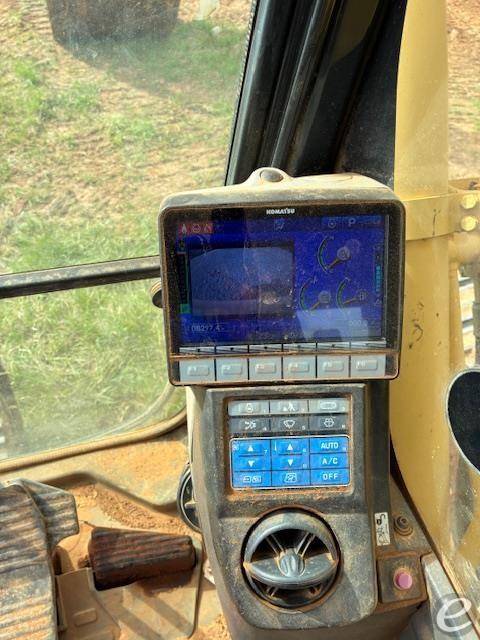 2015 Komatsu PC490 LC-11