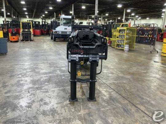 2019 Yale NR045