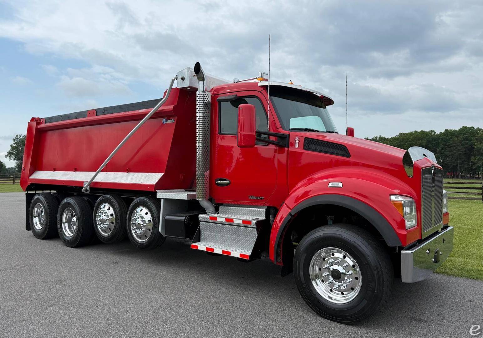2022 Kenworth T880S