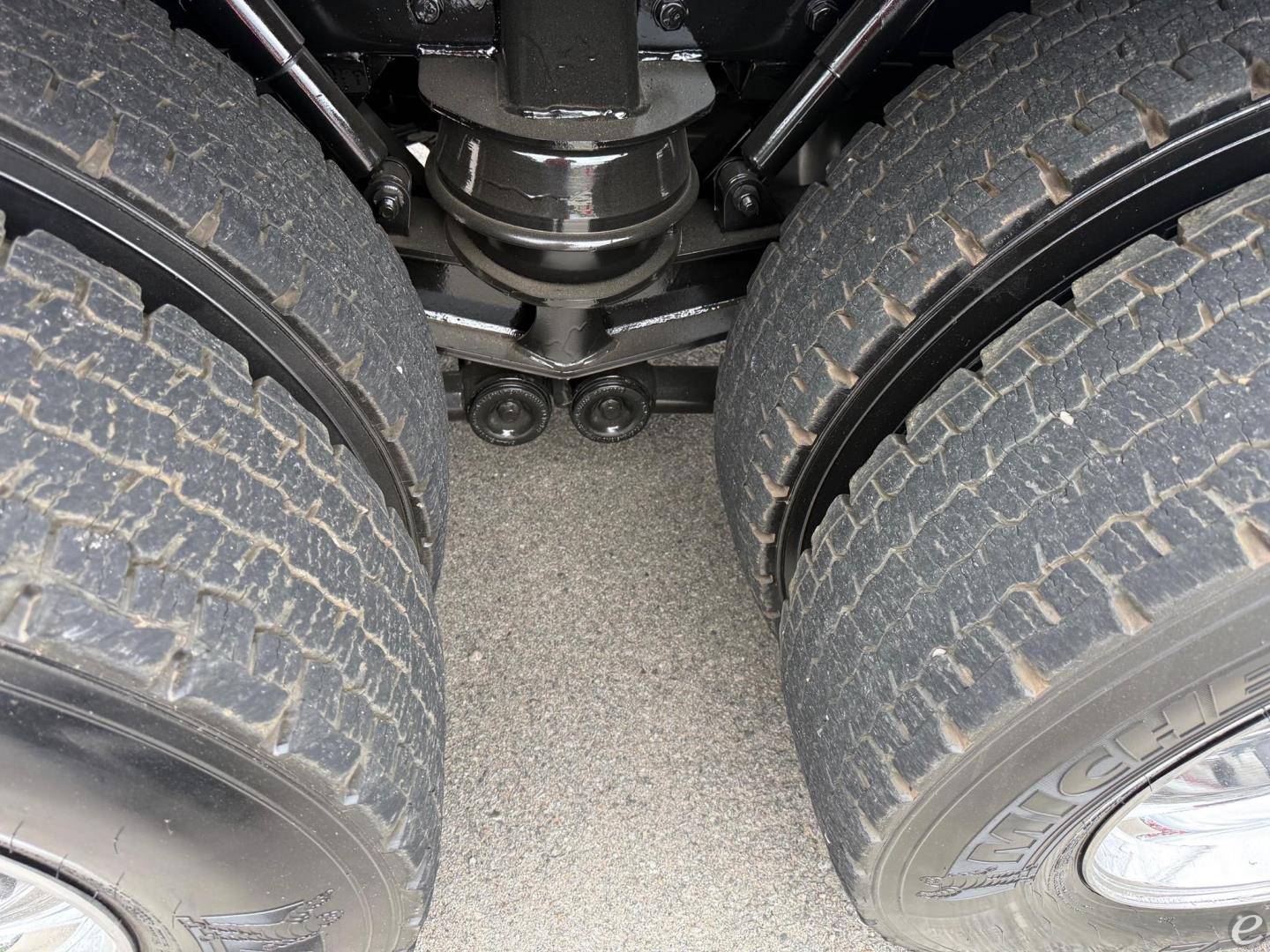 2025 Kenworth T480