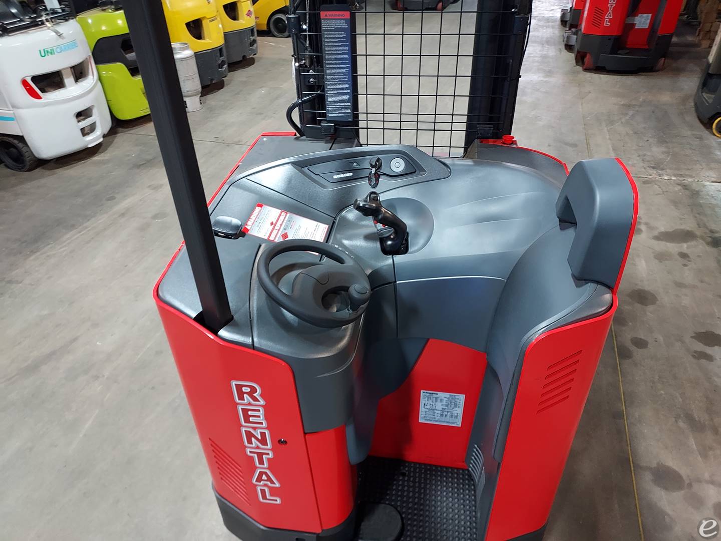 2024 Raymond 750-DR32TT