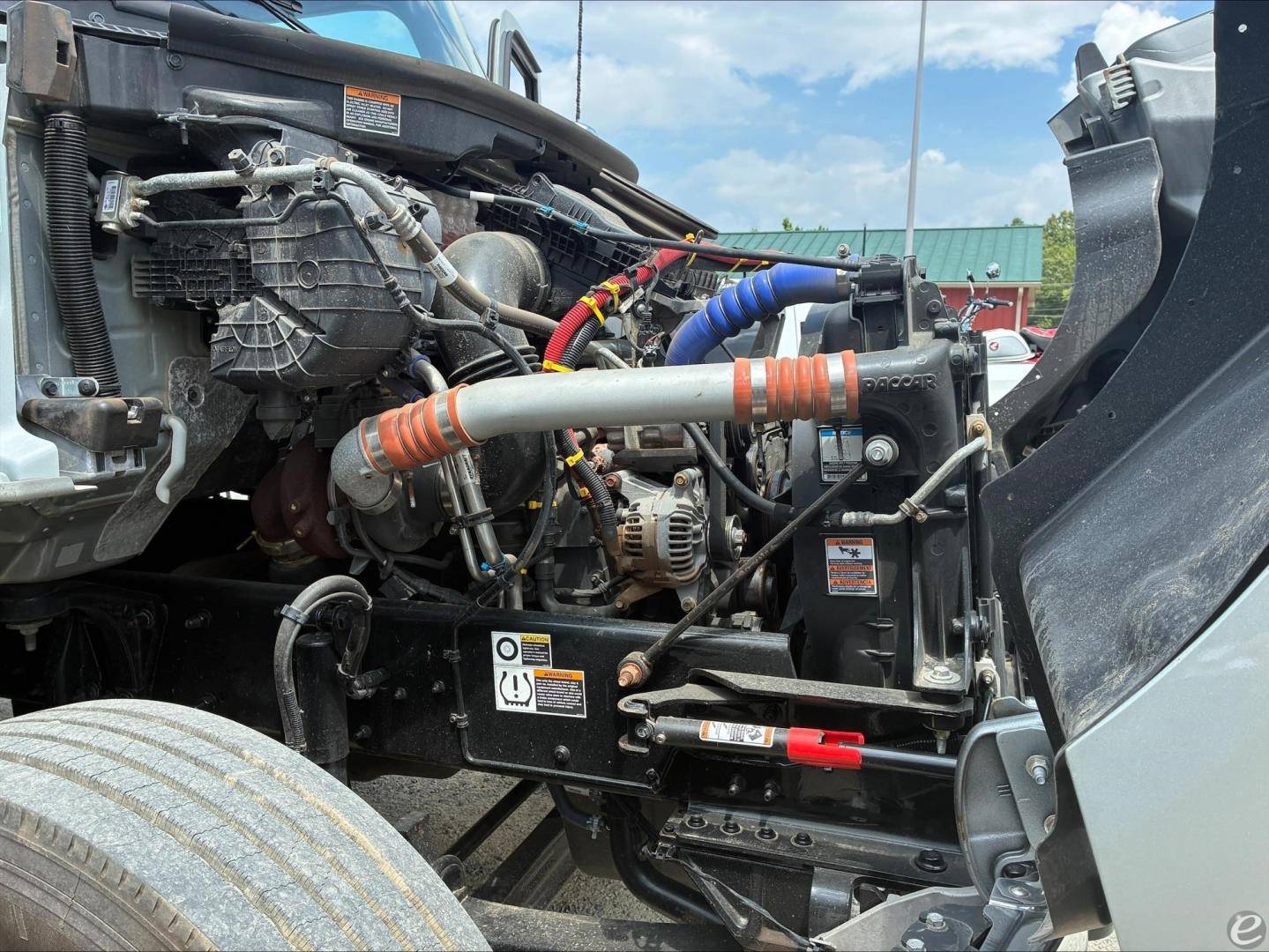 2025 Kenworth T380
