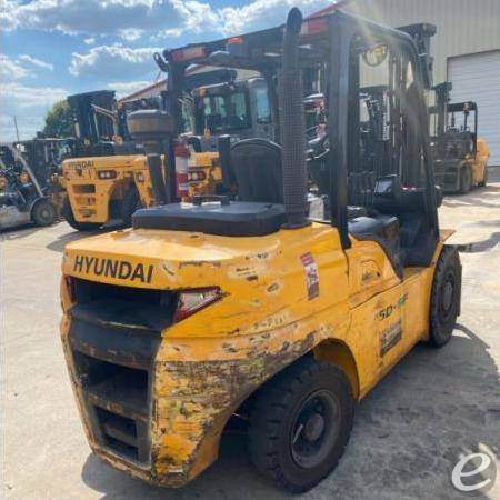 2022 Hyundai 45D-9F