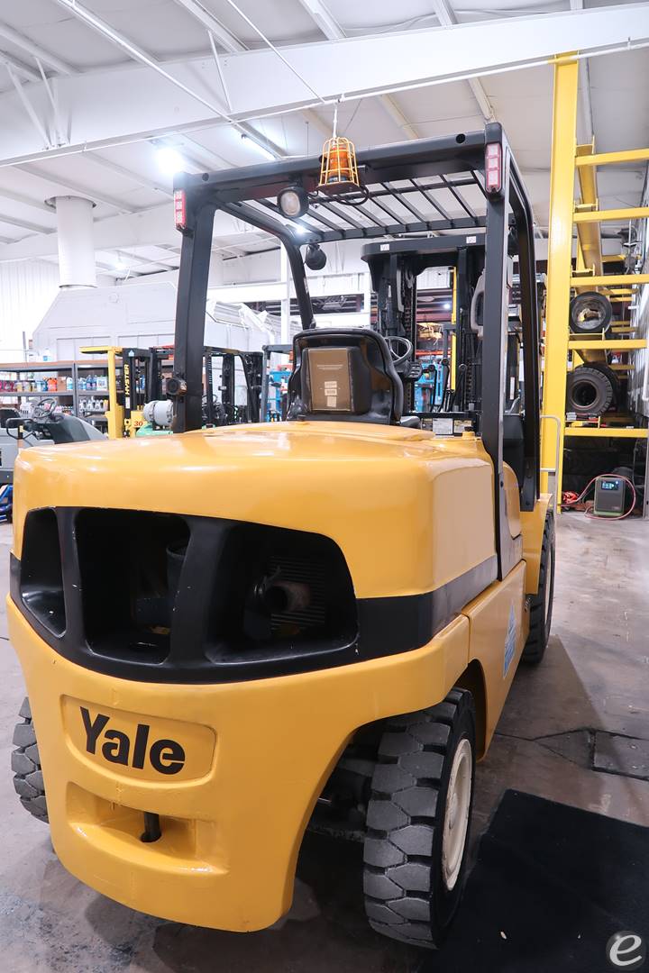 2010 Yale GDP100VX Pneumatic Tire Forklift - 123Forklift