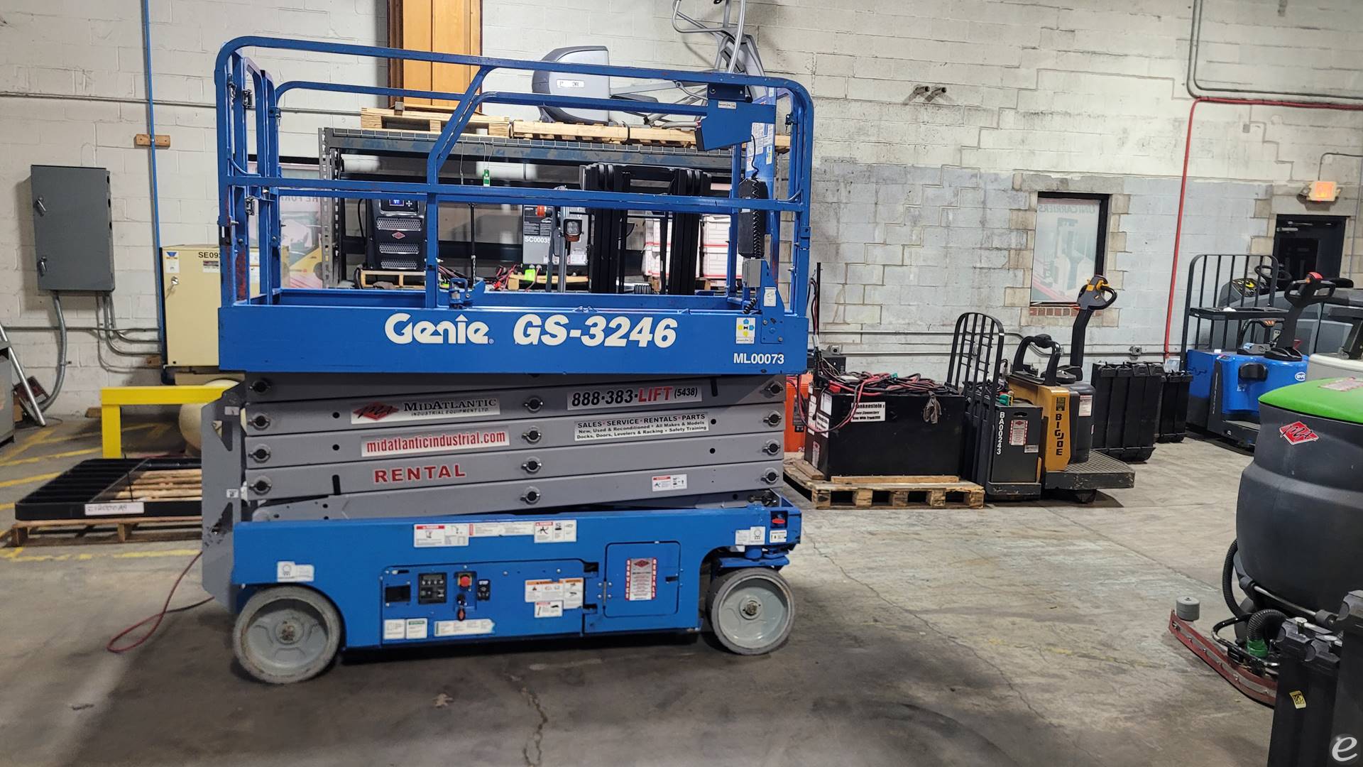 2015 Genie GS-3246 Electric Scissor Lift - 123Forklift