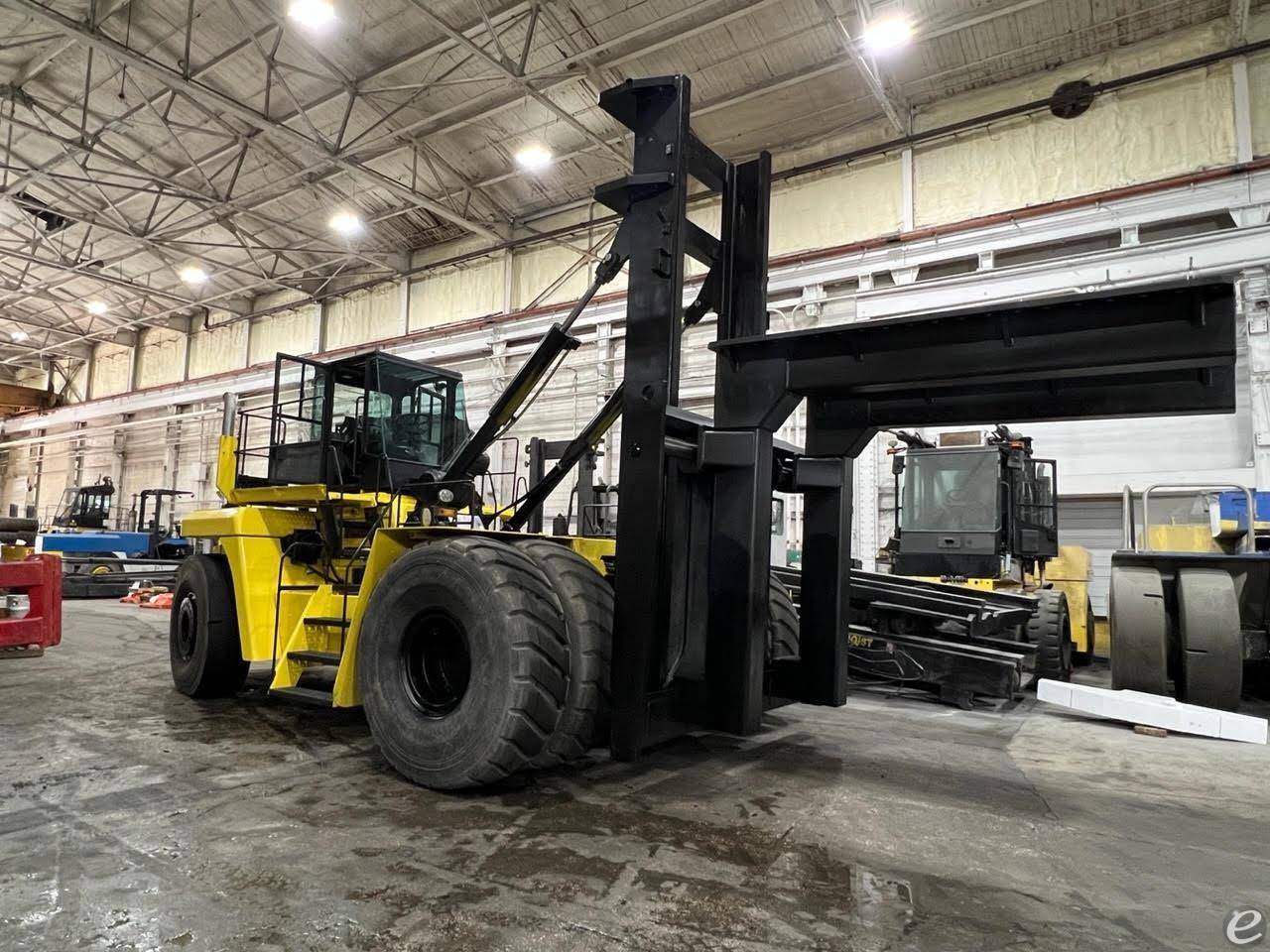 2013 Hoist Liftruck P925