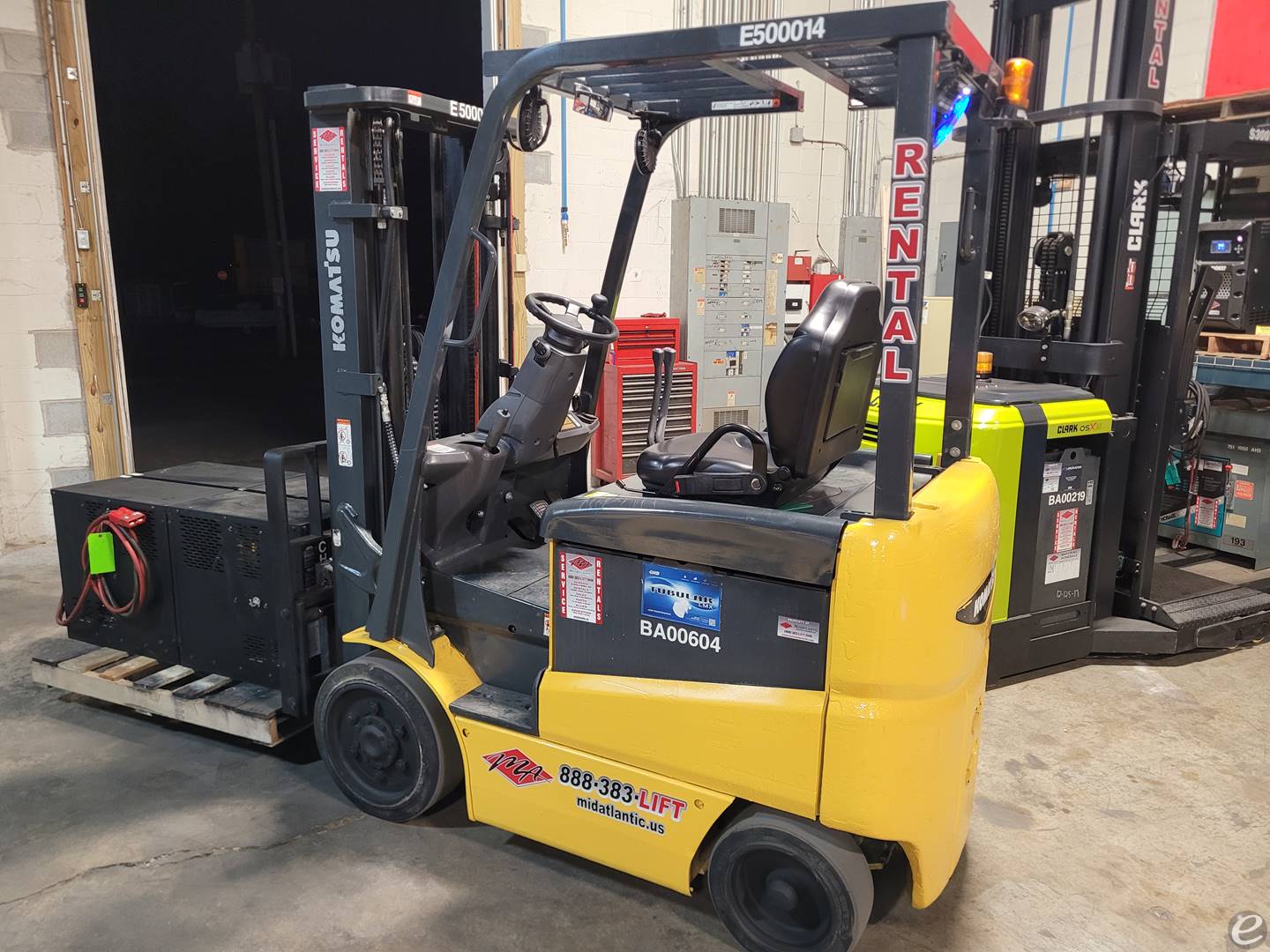 2014 Komatsu FB25SHU-6