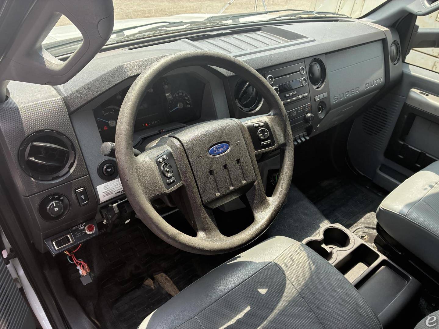 2019 Ford F750 XLT SD