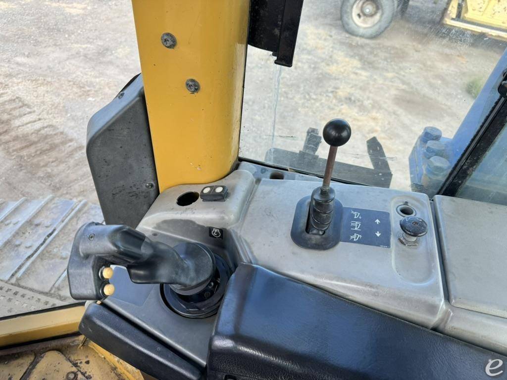 2007 Cat D6N XL