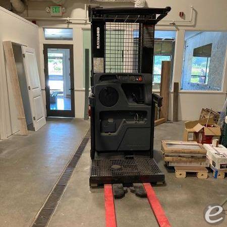 2015 Raymond 520-OPC30TT Electric Order Picker - 123Forklift