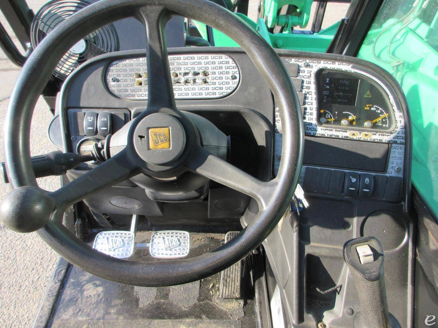 2016 JCB 510-56