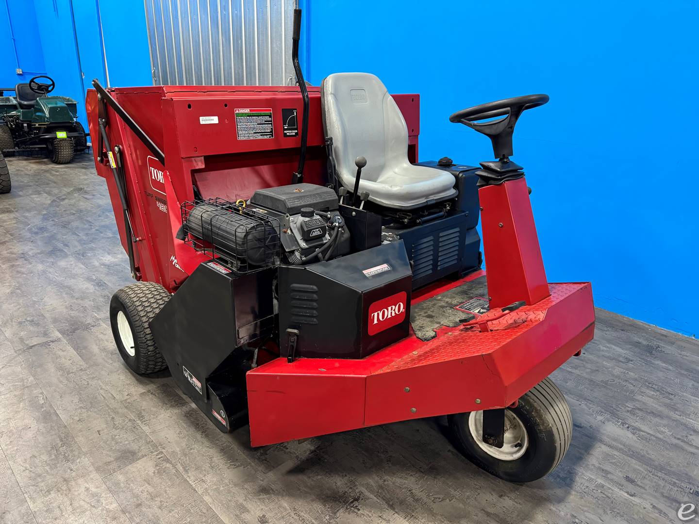 2006 Toro 4800 Turf Sweeper