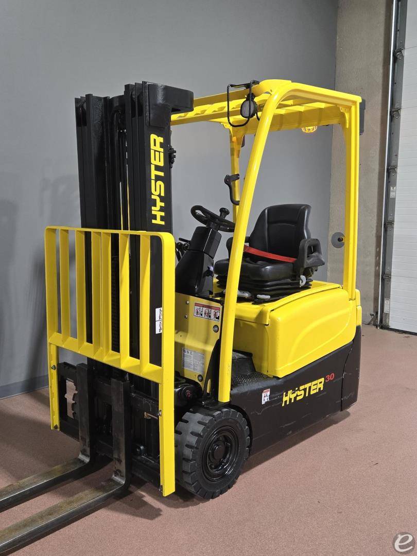 2022 Hyster J30XNT