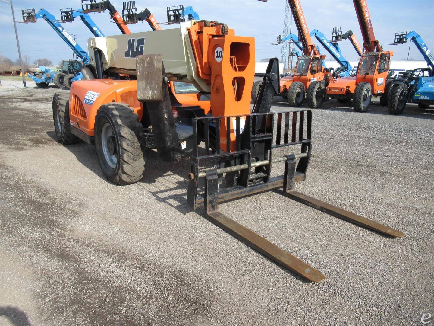 2006 JLG G10-55A