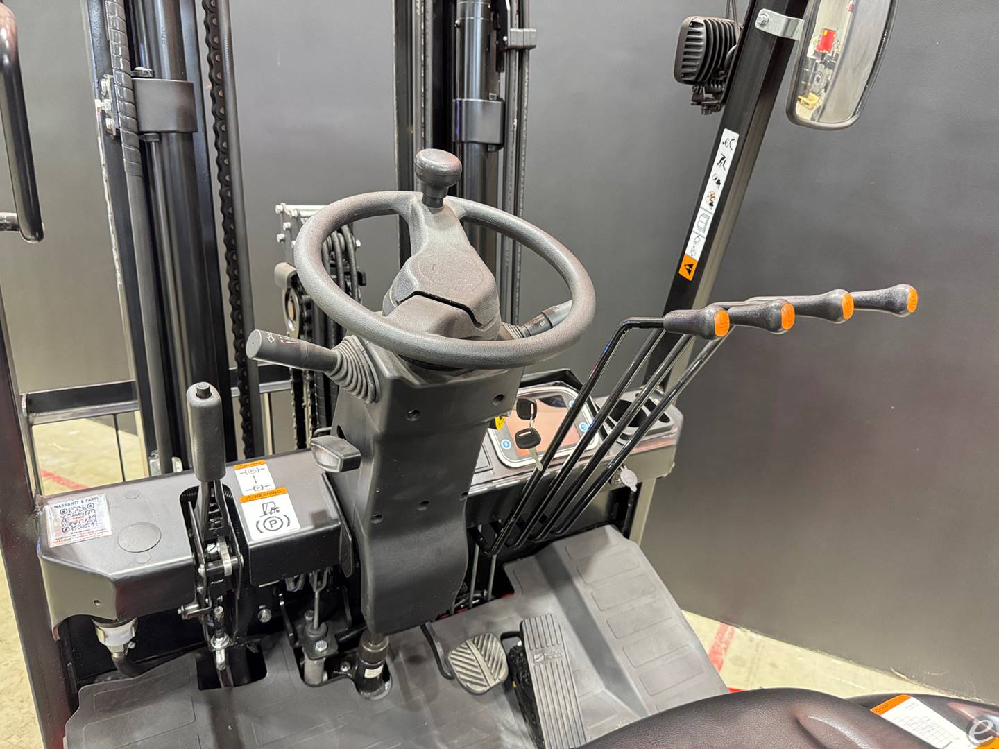 2026 Viper Lift Trucks FB25BCS