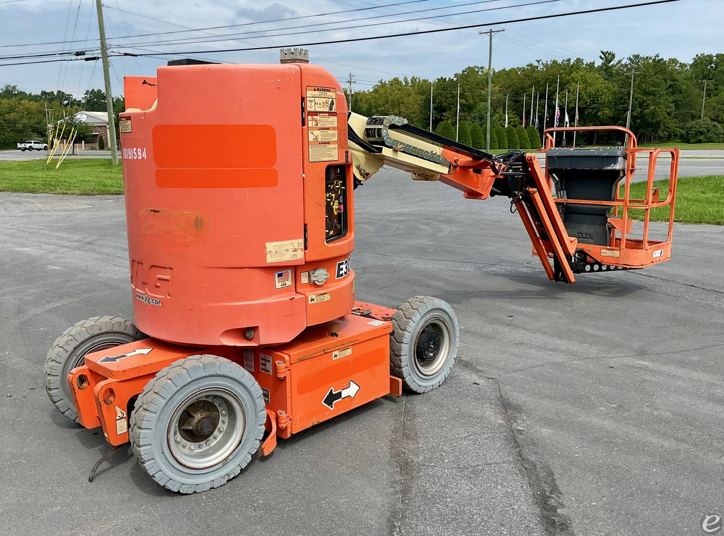 2013 JLG E300AJP