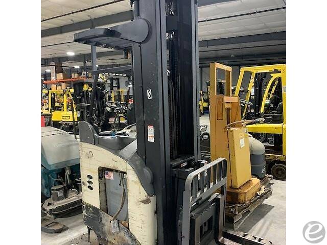  Crown RD5225-30 Electric Reach Truck - 123Forklift