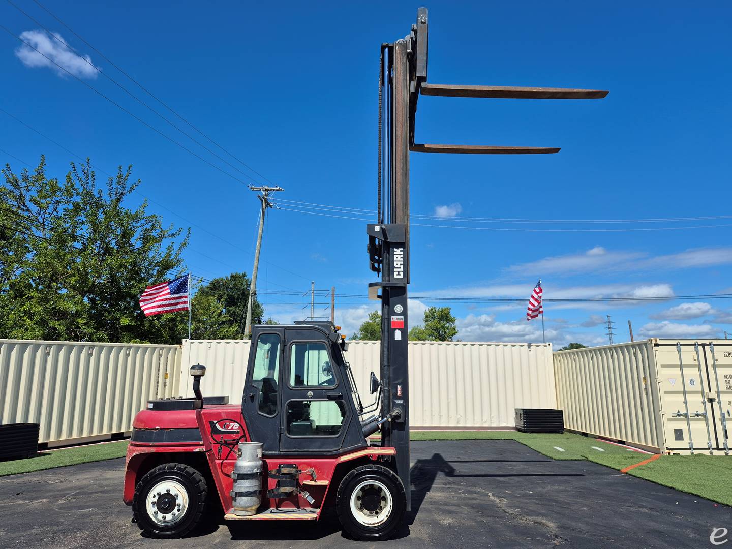 2016 Clark C75L