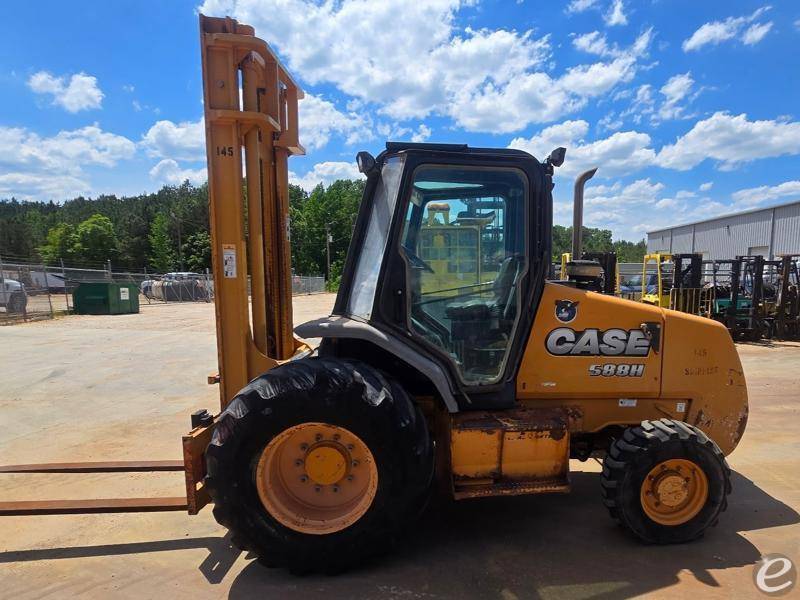 2010 Case 588H