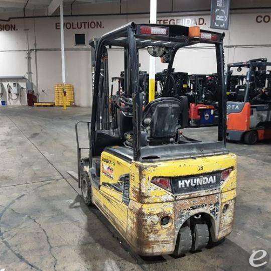 2016 Hyundai 18BT-9 Electric Forklift - 123Forklift