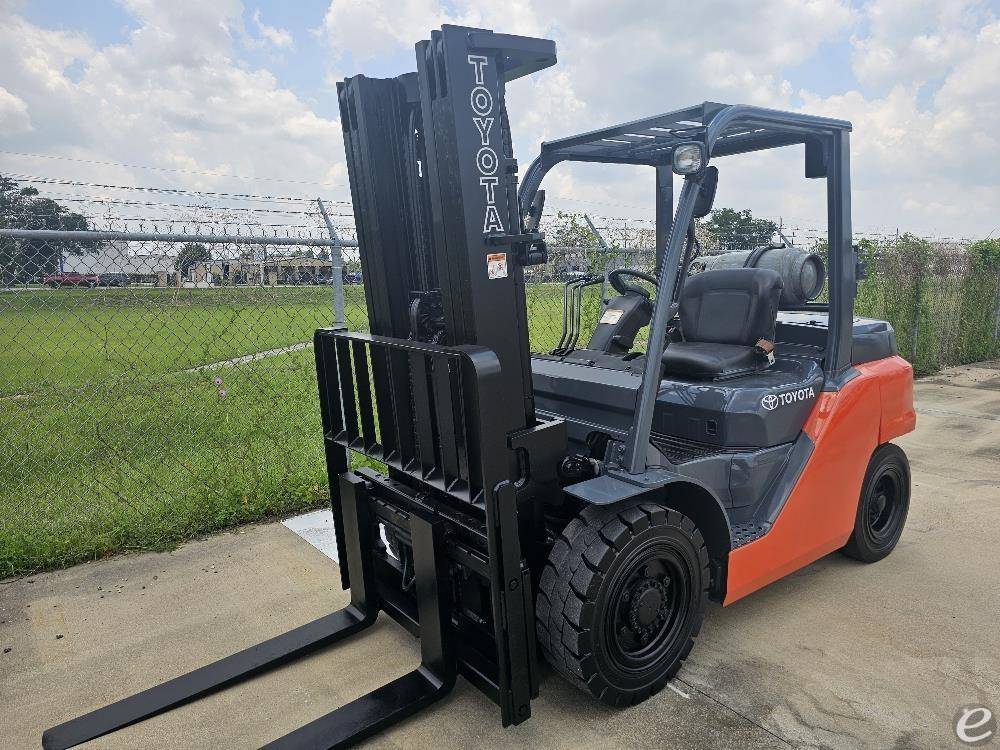 2015 Toyota 8FG35U LP Gas Forklift
