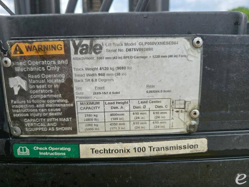 2017 Yale GLP050VX