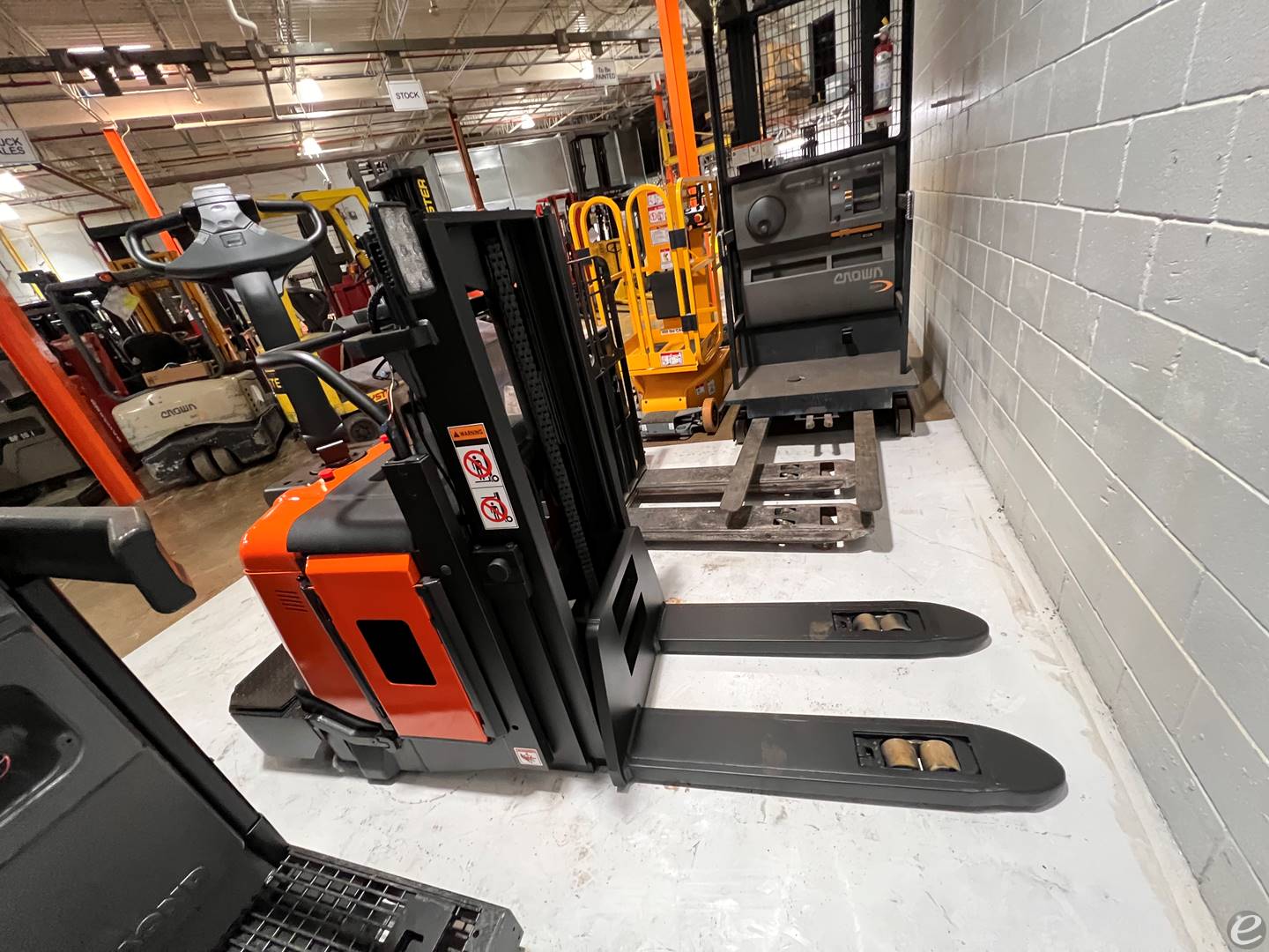 2015 BT                                                 SPE160L Electric Forklift - 123Forklift