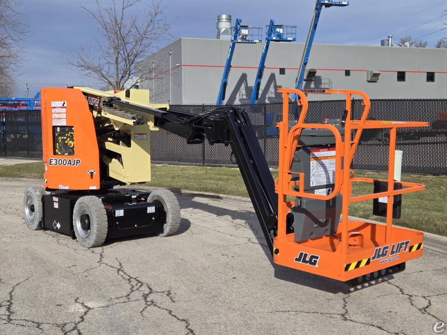 2015 JLG E300AJP Electric Boom Lift - 123Forklift
