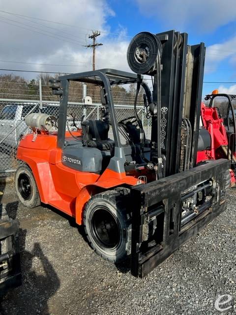 2004 Toyota 7FGU70