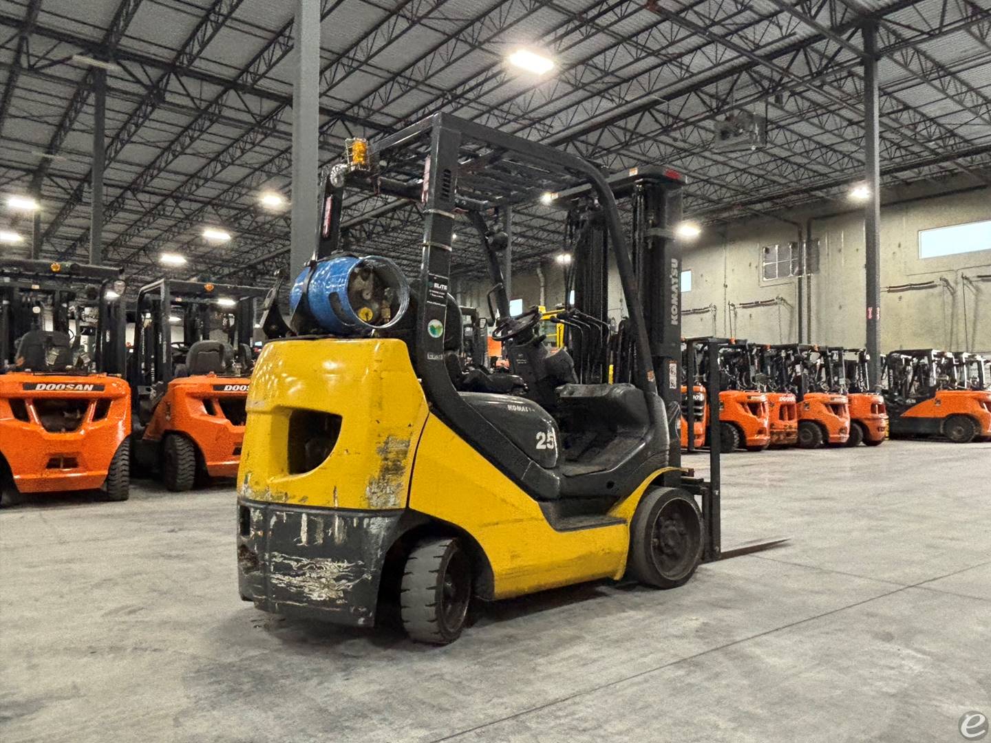 2017 Komatsu FG25ST-16