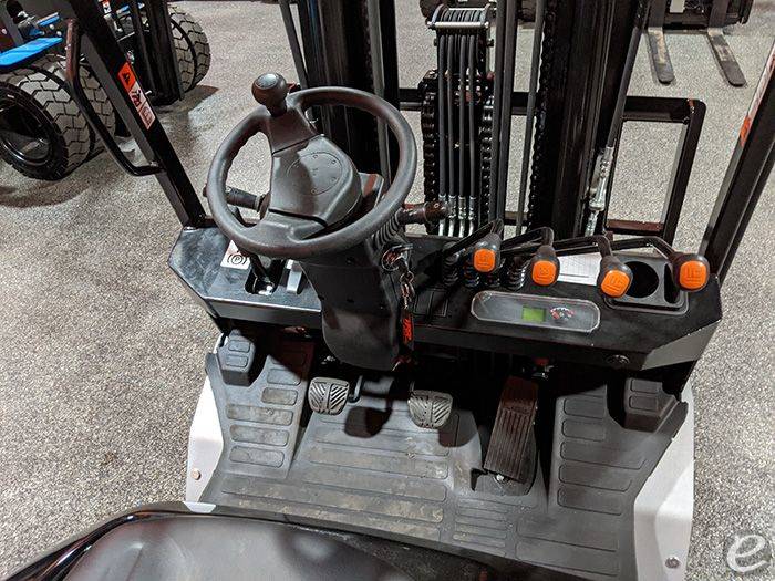 2026 Viper Lift Trucks FY35
